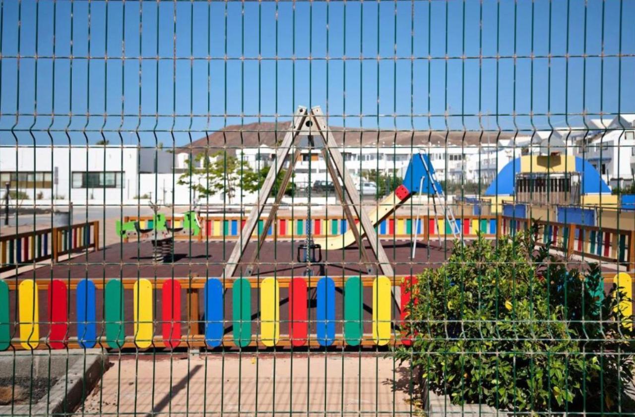 Oasis Montana Roja Playa Blanca (Lanzarote) Exterior foto